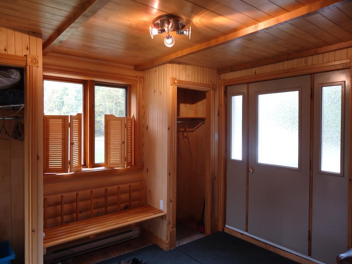 Chalet Saint-Thomas L'Anse-Saint-Jean Exterior photo